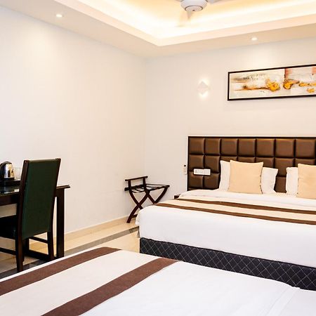 Viveka Hotel Colombo Kalubowila West Exteriör bild
